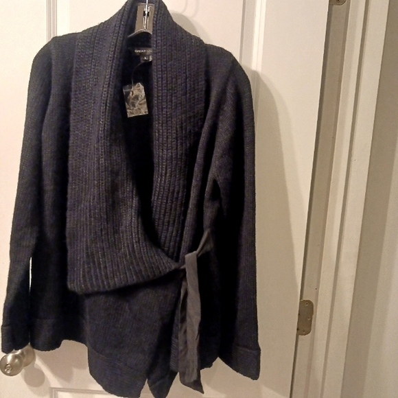 NEW GreatPlains Vintage black wrap front sweater - Picture 1 of 9